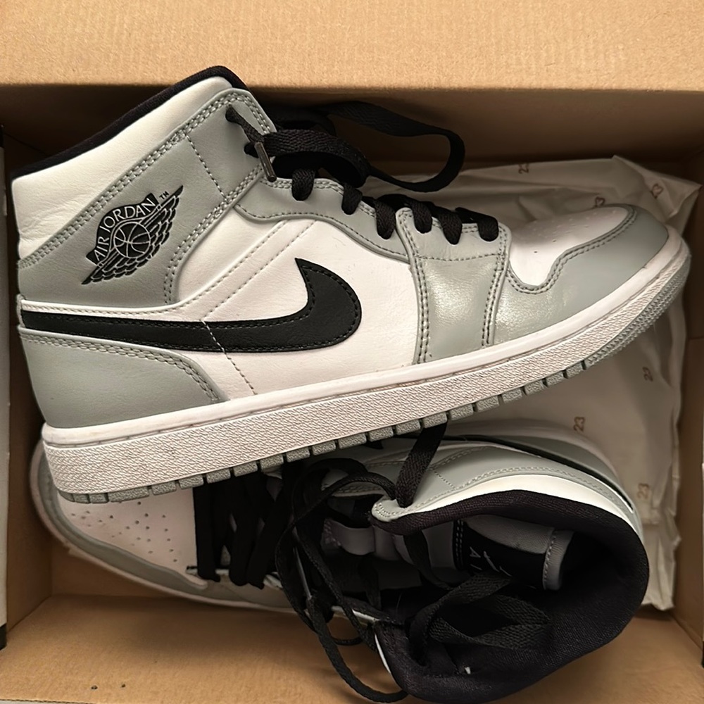 Grey air Jordan